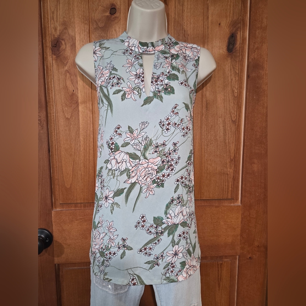 LOFT Floral Sleeveless Blouse - Green‎ and Pink